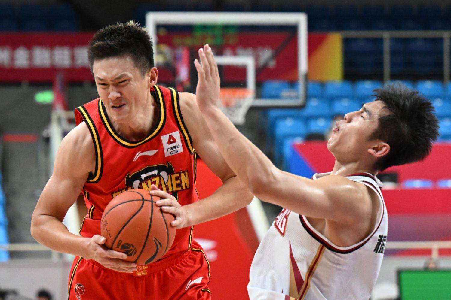 深圳队战罢收获胜利，球队团结一致迎战挑战的简单介绍