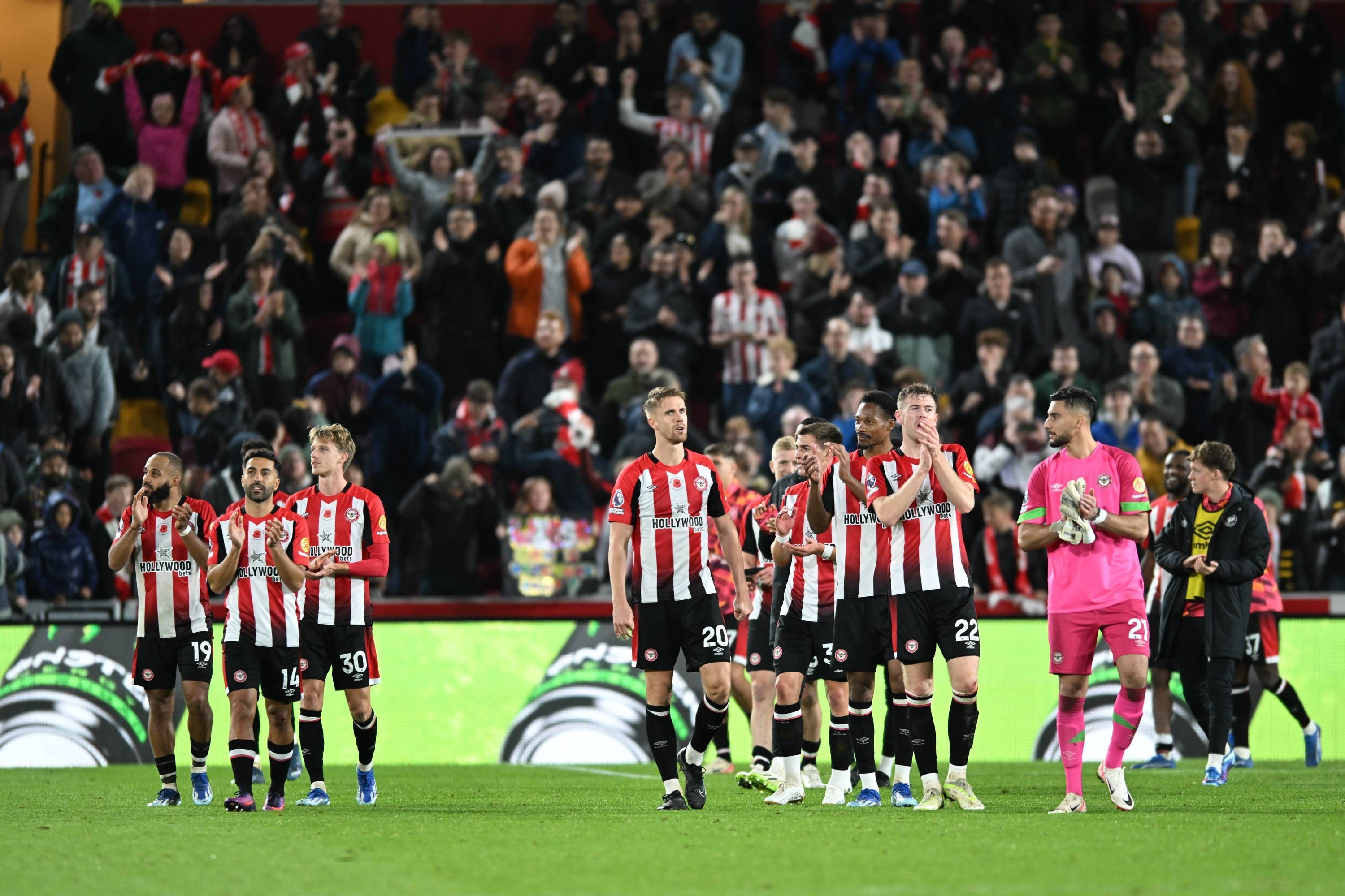 热刺-战平伯恩茅斯，保住英超积分榜前位的简单介绍