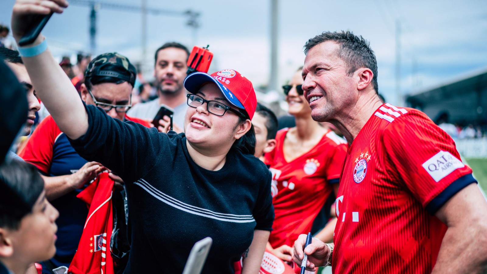  Karsa迎来二十赛季高光表现，拜仁球迷沸腾！